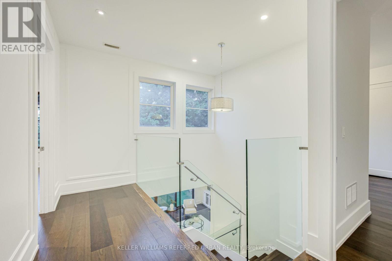 57 Ambleside Avenue, Toronto, Ontario  M8Z 2H8 - Photo 18 - W13543286