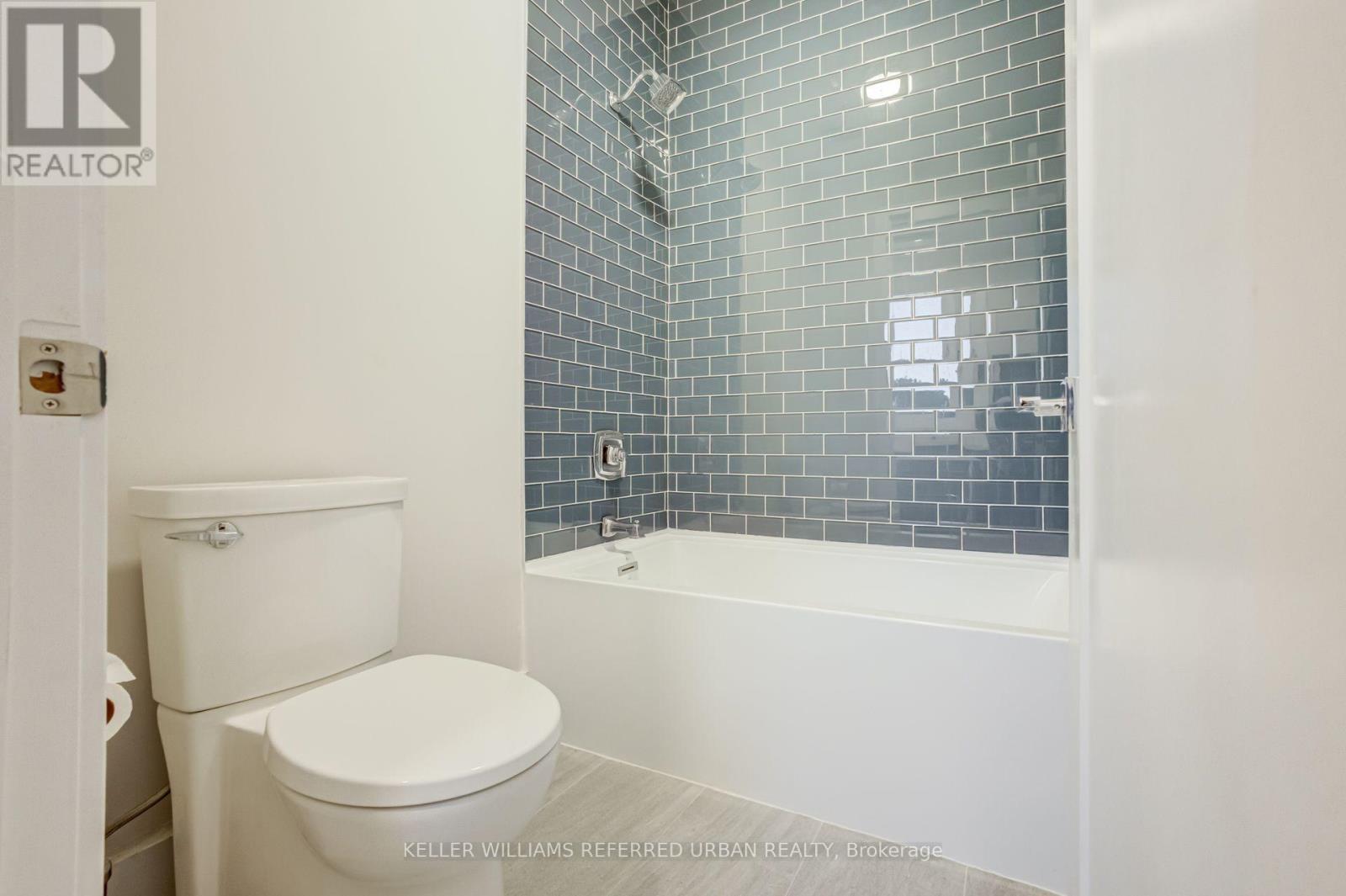 57 Ambleside Avenue, Toronto, Ontario  M8Z 2H8 - Photo 36 - W13543286