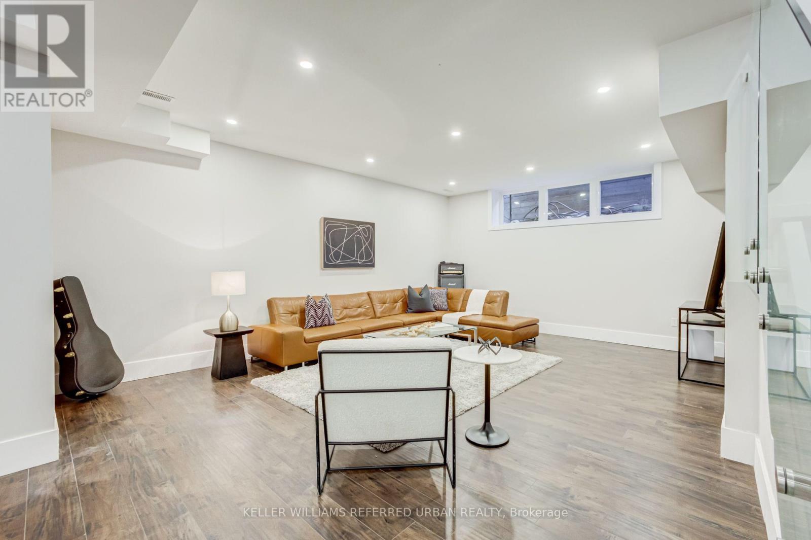 57 Ambleside Avenue, Toronto, Ontario  M8Z 2H8 - Photo 40 - W13543286