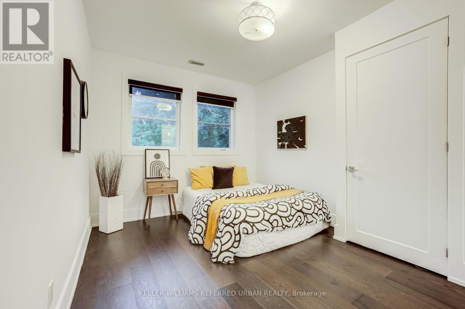 57 Ambleside Avenue, Toronto, Ontario  M8Z 2H8 - Photo 37 - W13543286
