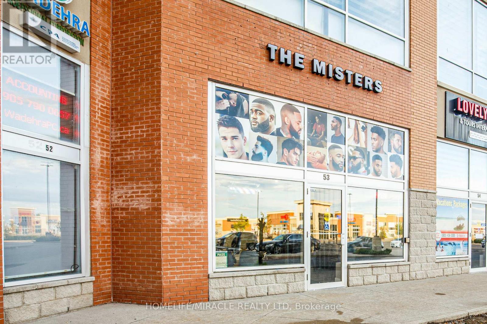 53 - 80 Maritime Ontario Boulevard, Brampton, Ontario  L6S 0E7 - Photo 2 - W13548284