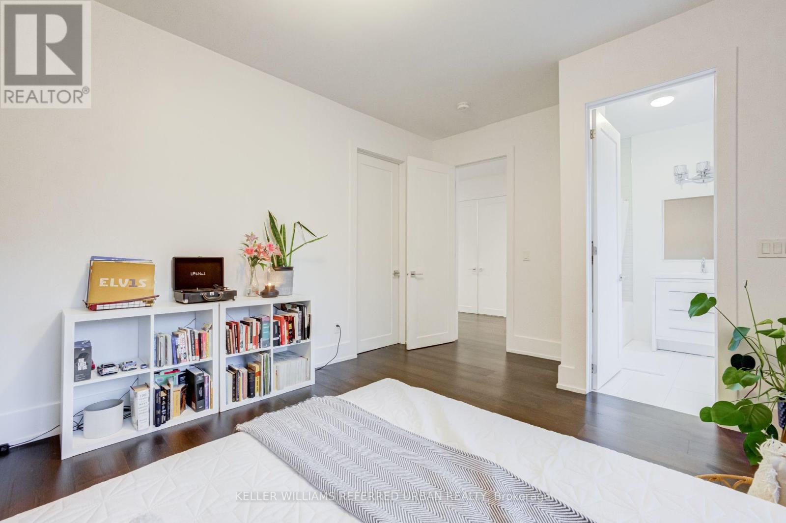 57 Ambleside Avenue, Toronto, Ontario  M8Z 2H8 - Photo 29 - W13543286