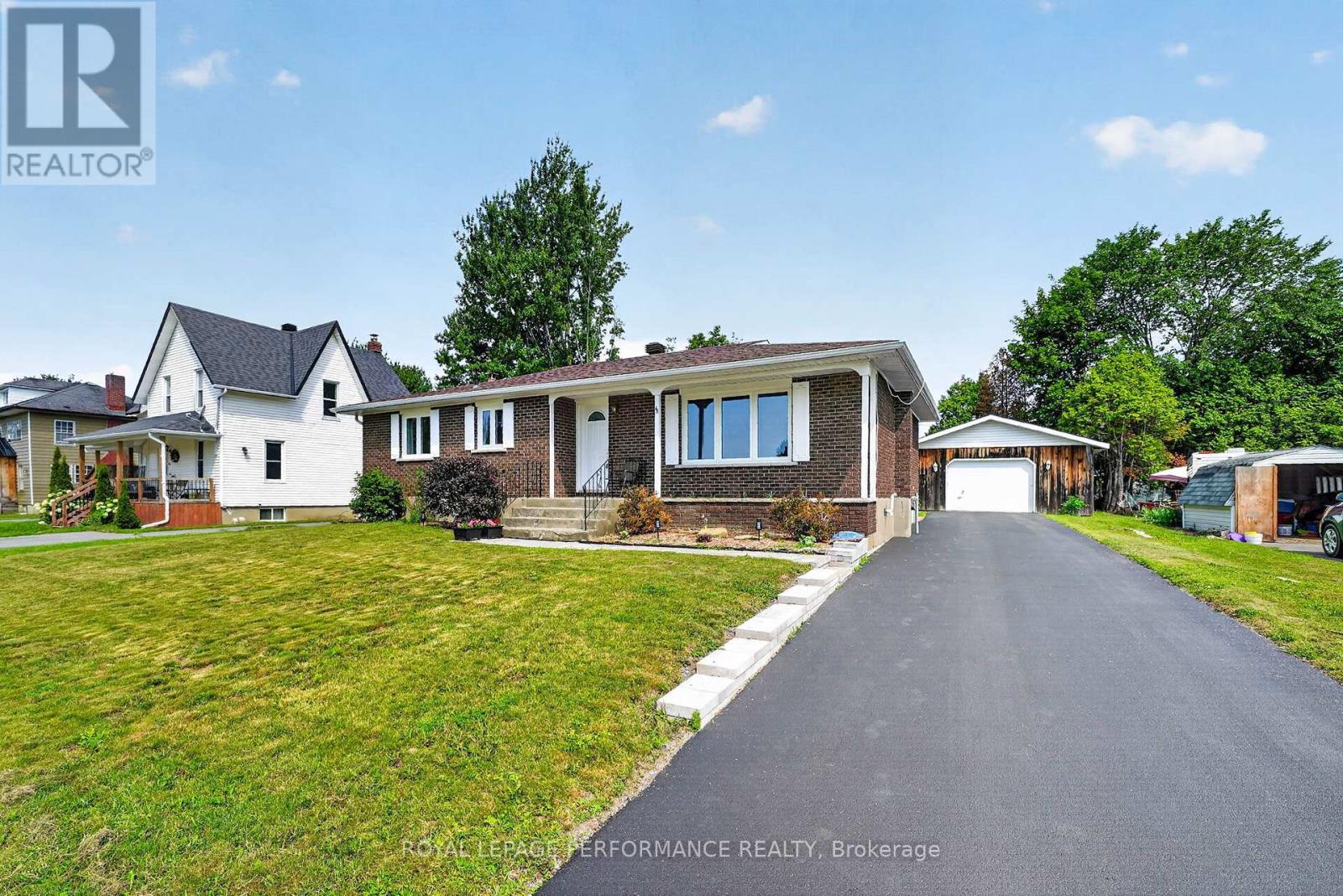 48 Pine Street, South Stormont, Ontario  K0C 1M0 - Photo 1 - X13549638