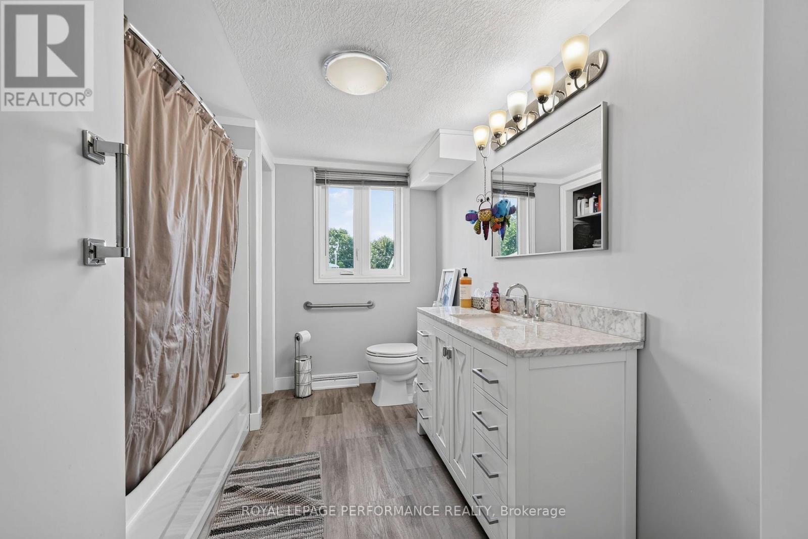 48 Pine Street, South Stormont, Ontario  K0C 1M0 - Photo 14 - X13549638