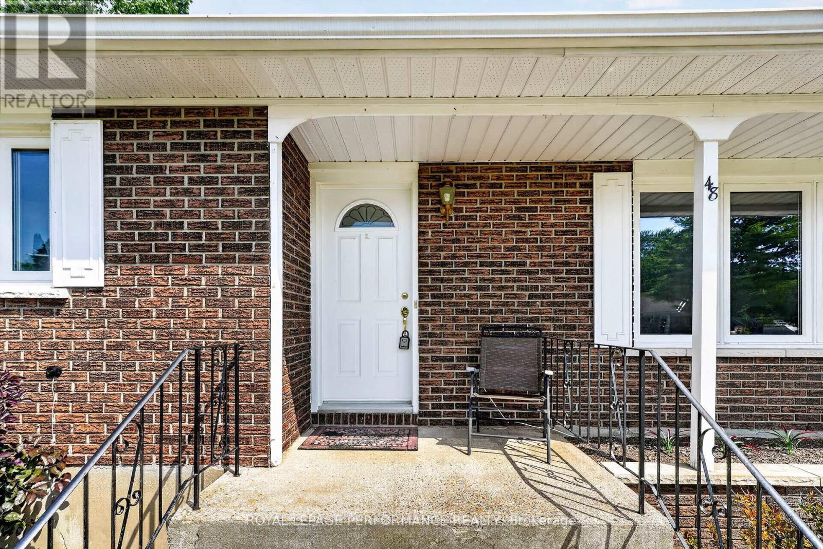 48 Pine Street, South Stormont, Ontario  K0C 1M0 - Photo 2 - X13549638