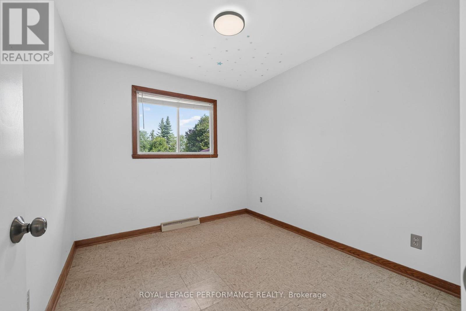 48 Pine Street, South Stormont, Ontario  K0C 1M0 - Photo 23 - X13549638