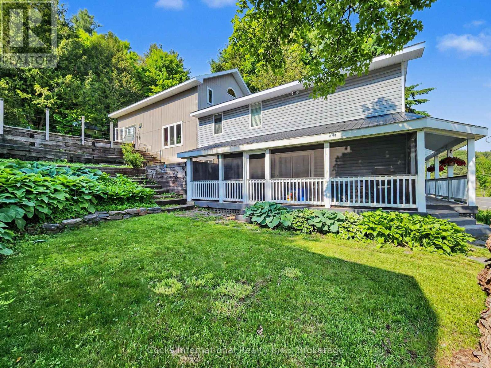 206 On-141 Highway, Huntsville, Ontario  P0B 1M0 - Photo 1 - X13549606