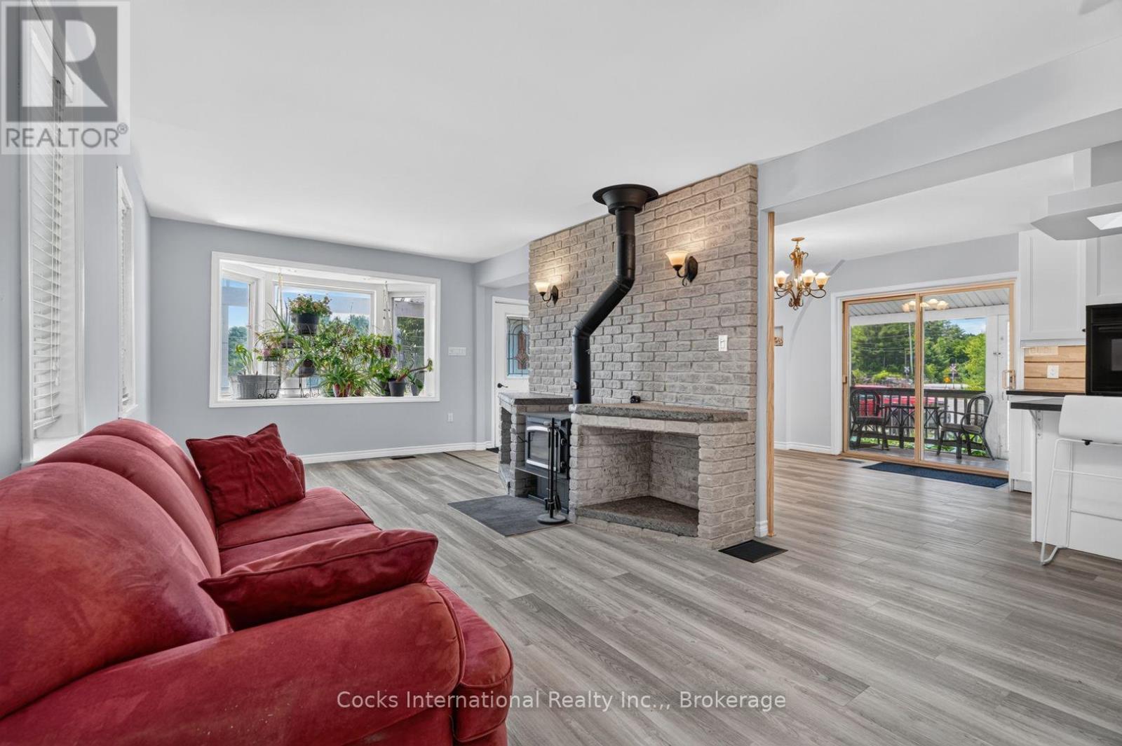 206 On-141 Highway, Huntsville, Ontario  P0B 1M0 - Photo 6 - X13549606