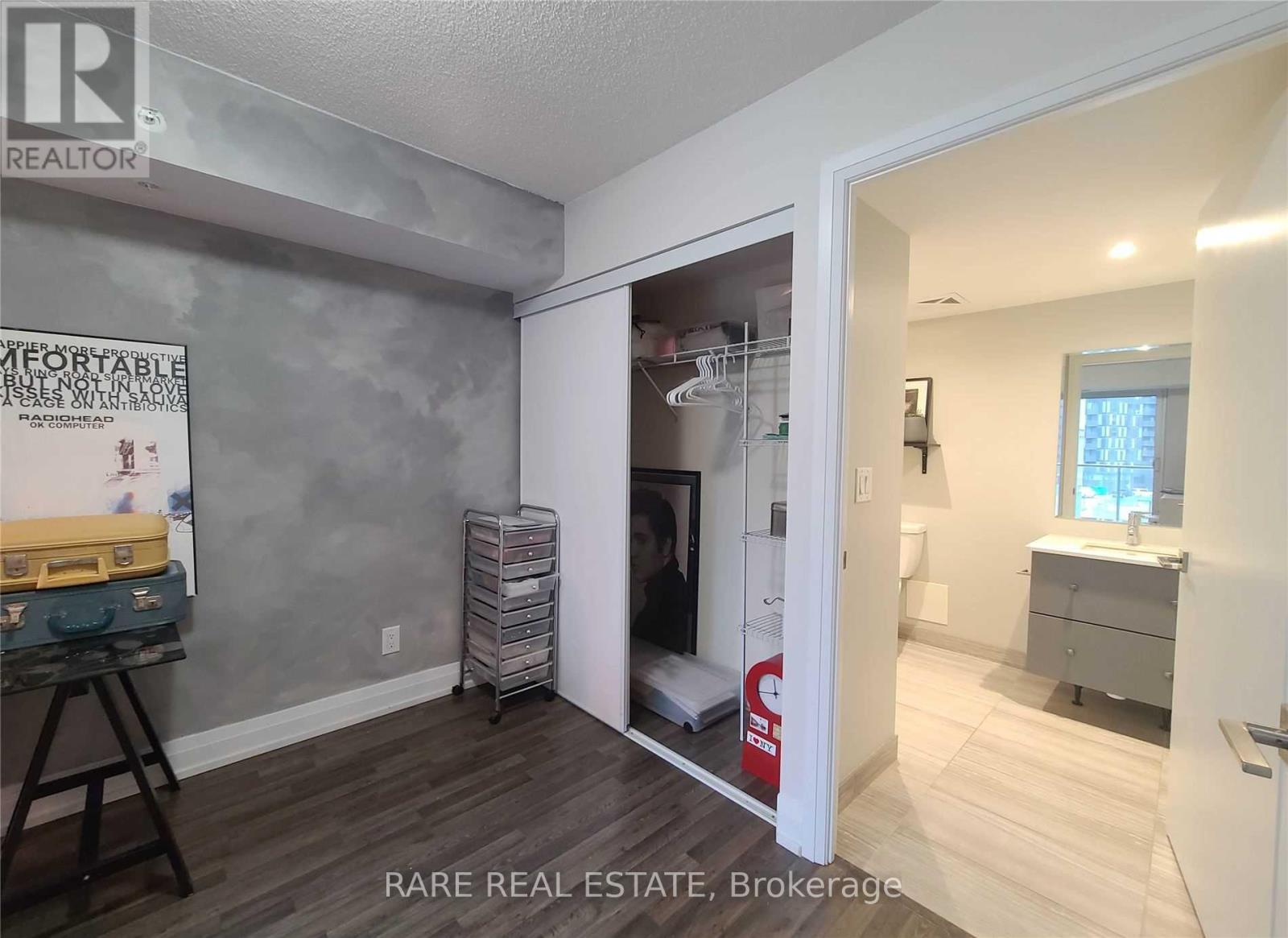 320w - 565 Wilson Avenue, Toronto, Ontario  M3H 0C6 - Photo 10 - C13549580