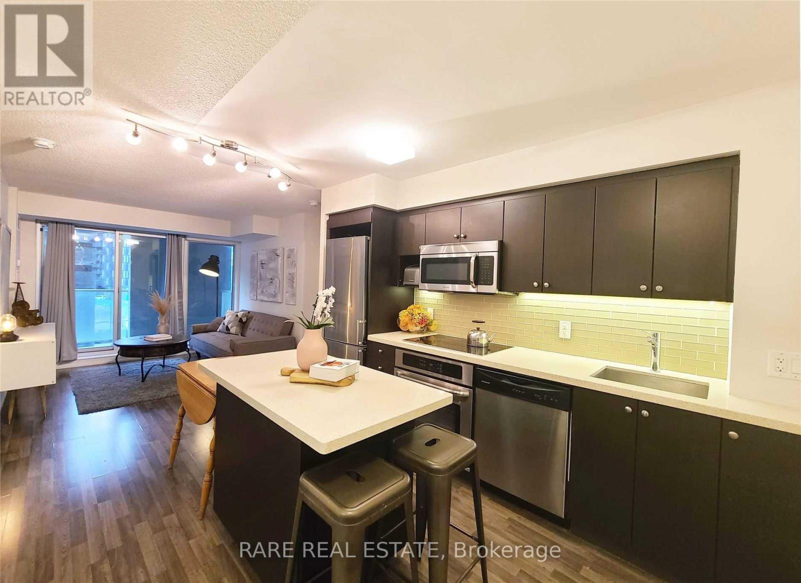 320w - 565 Wilson Avenue, Toronto, Ontario  M3H 0C6 - Photo 2 - C13549580