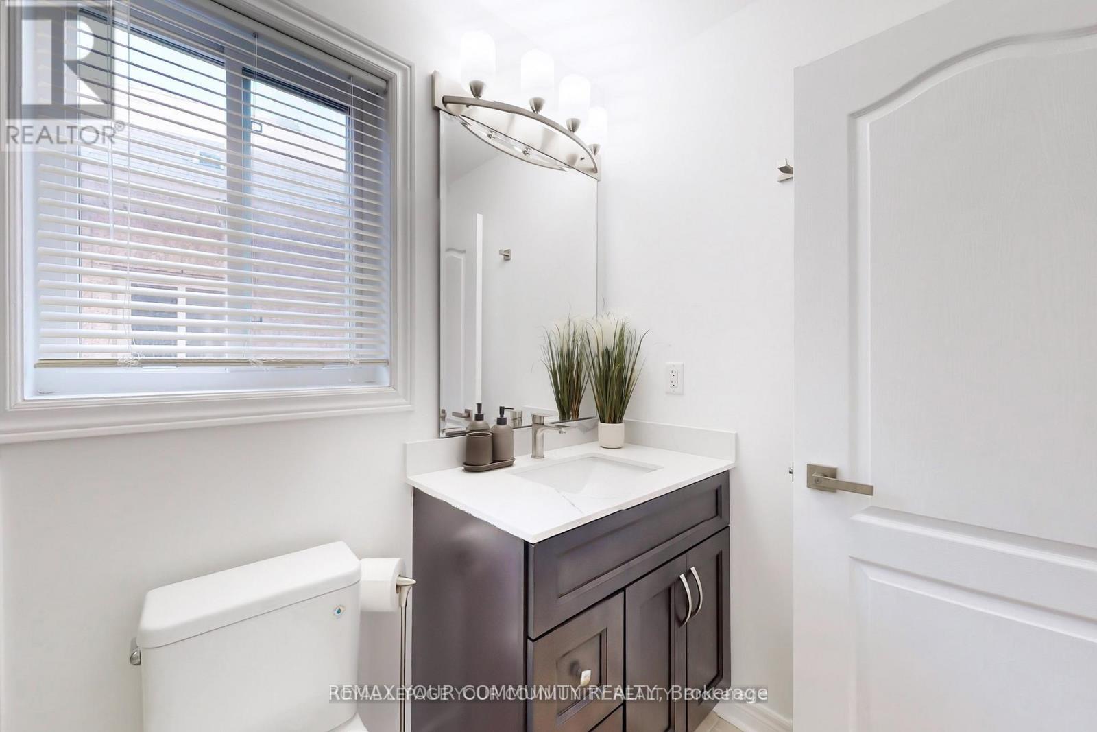 52 Four Seasons Crescent, East Gwillimbury, Ontario  L9N 0C3 - Photo 33 - N13549512
