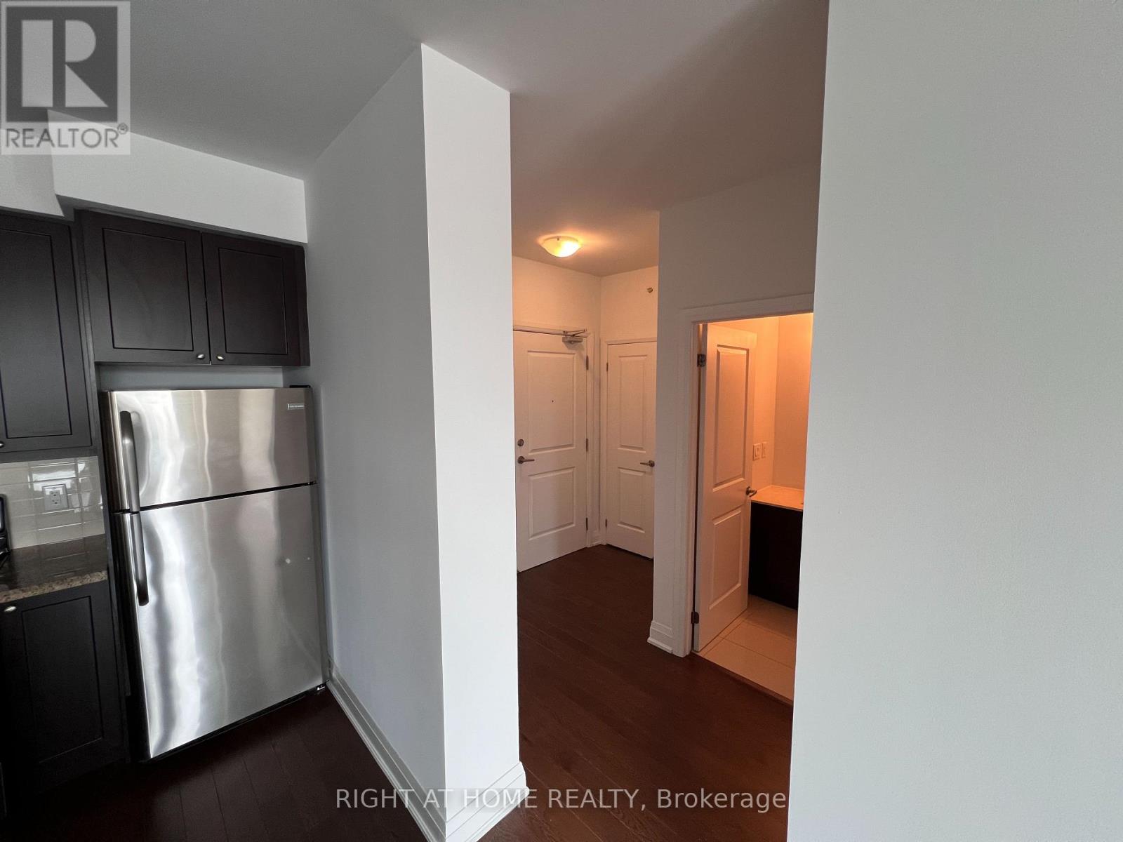 206 - 12 Woodstream Boulevard, Vaughan, Ontario L4L 8C3 - Photo 5 - N13549526