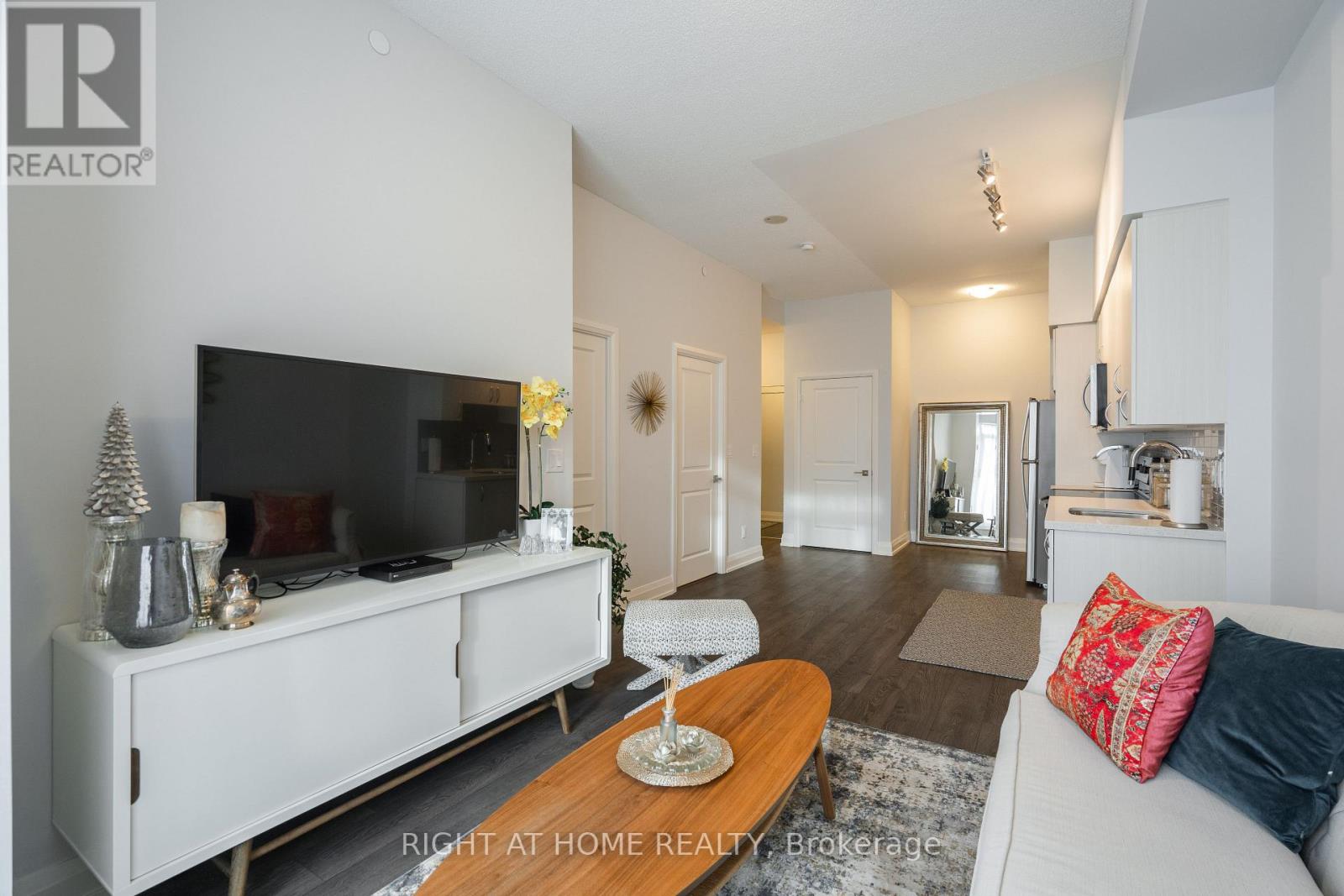 329 - 3600 Highway 7, Vaughan, Ontario  L4L 0G7 - Photo 15 - N13549574