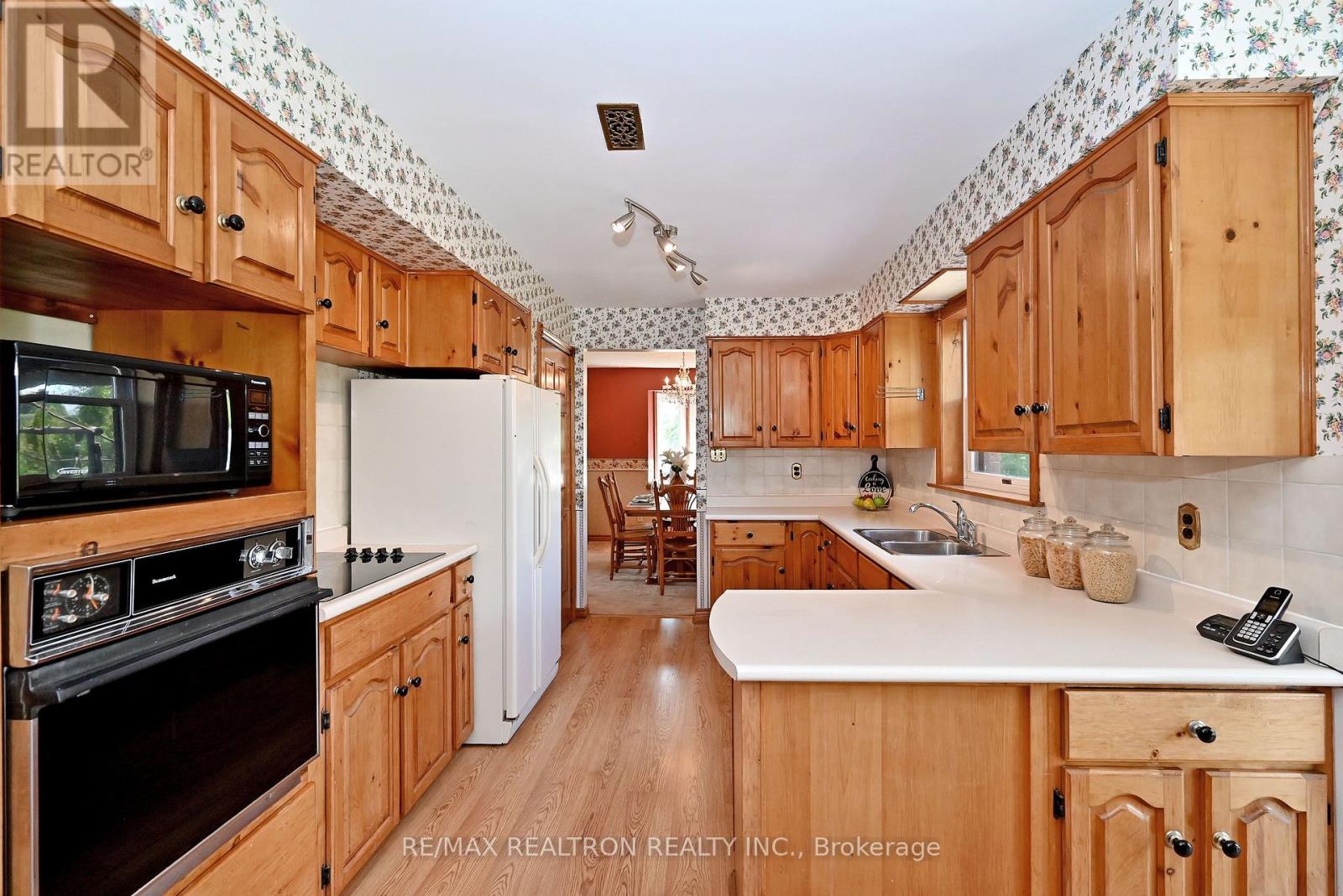 20212 Mccowan Road, East Gwillimbury, Ontario  L0G 1M0 - Photo 14 - N13549592