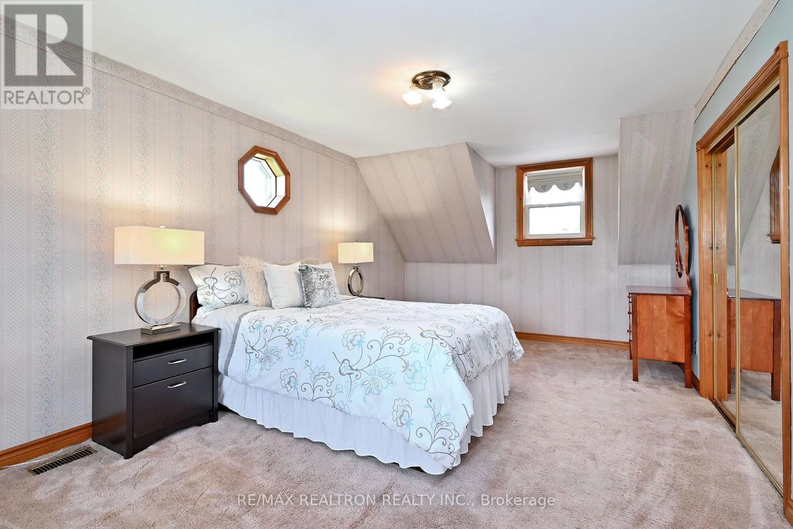 20212 Mccowan Road, East Gwillimbury, Ontario  L0G 1M0 - Photo 18 - N13549592