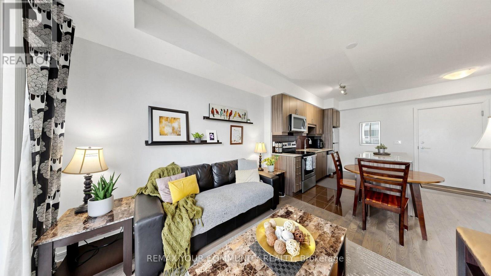 Ne1710 - 9205 Yonge Street, Richmond Hill, Ontario  L4C 1V5 - Photo 4 - N13549674