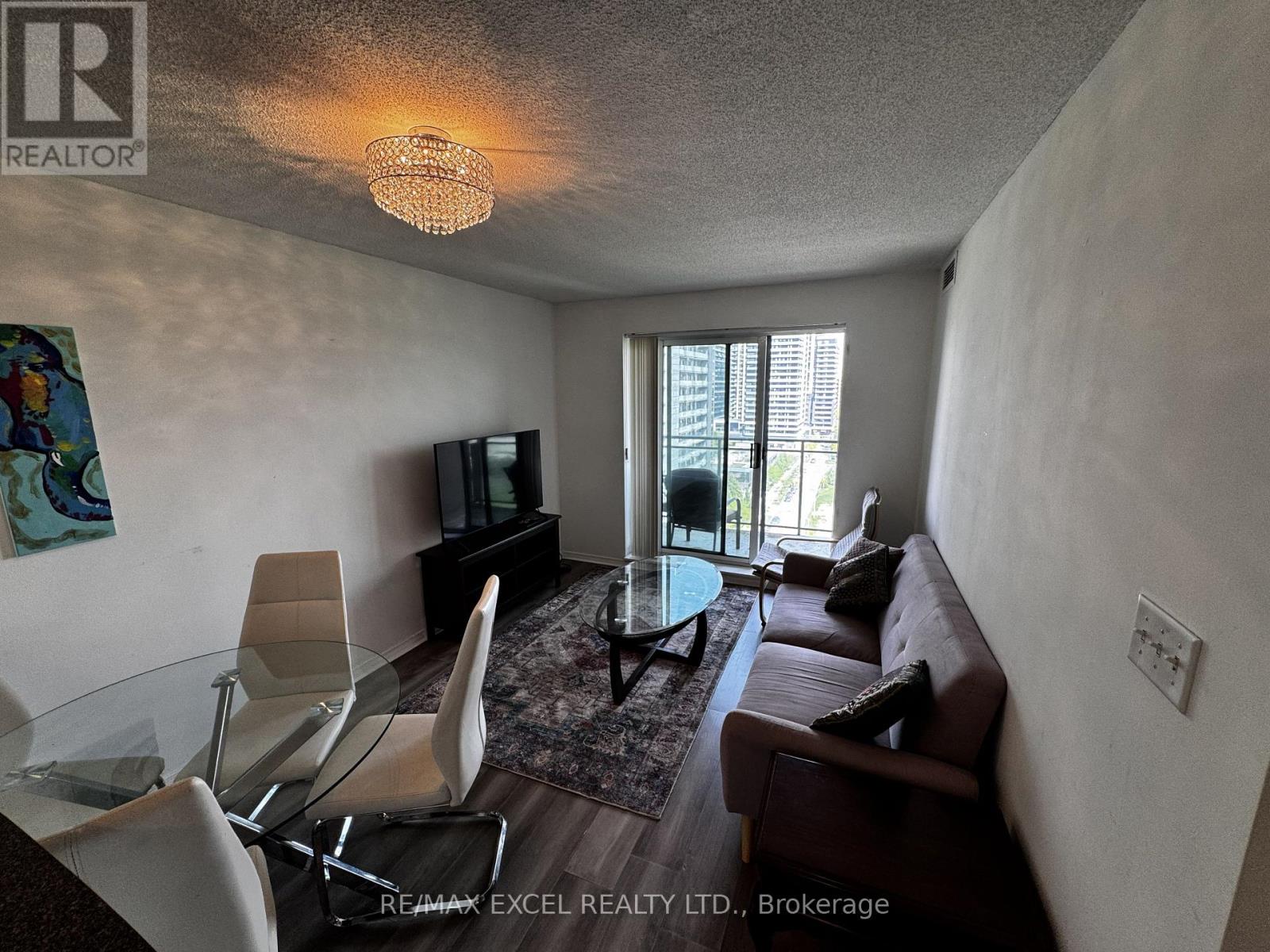 Lph10 - 39 Oneida Crescent, Richmond Hill, Ontario L4B 4T9 - Photo 4 - N13549682