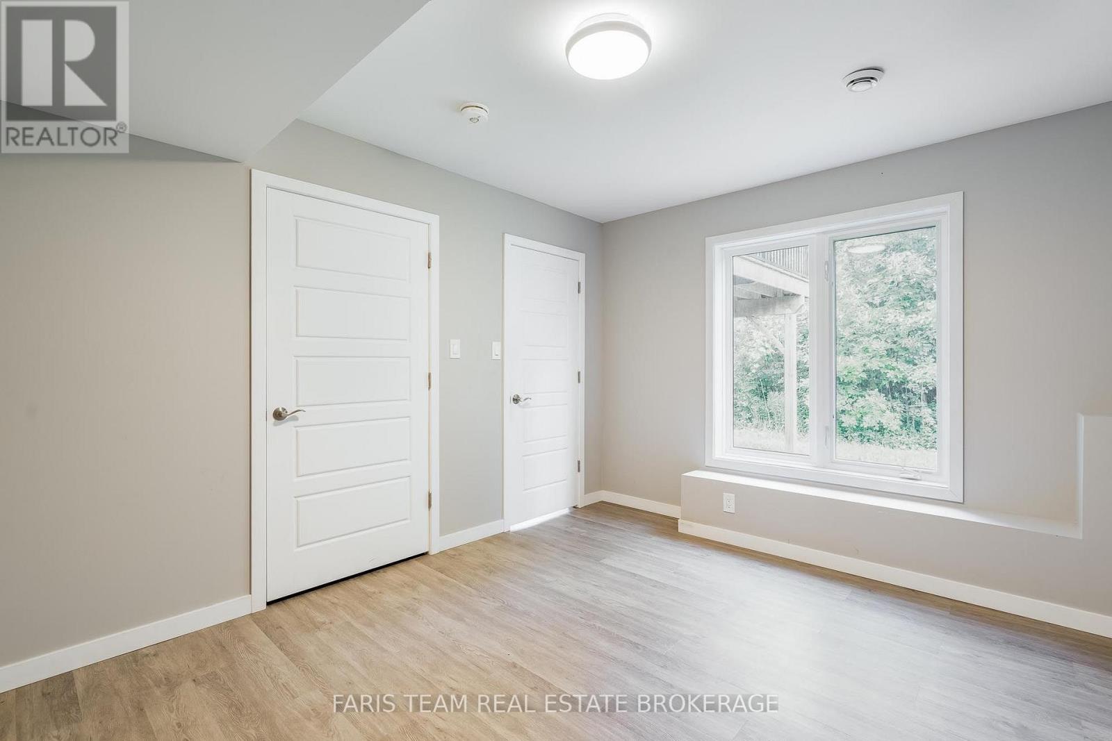 33 Sheppard Drive, Tay, Ontario  L0K 2A0 - Photo 35 - S13549492