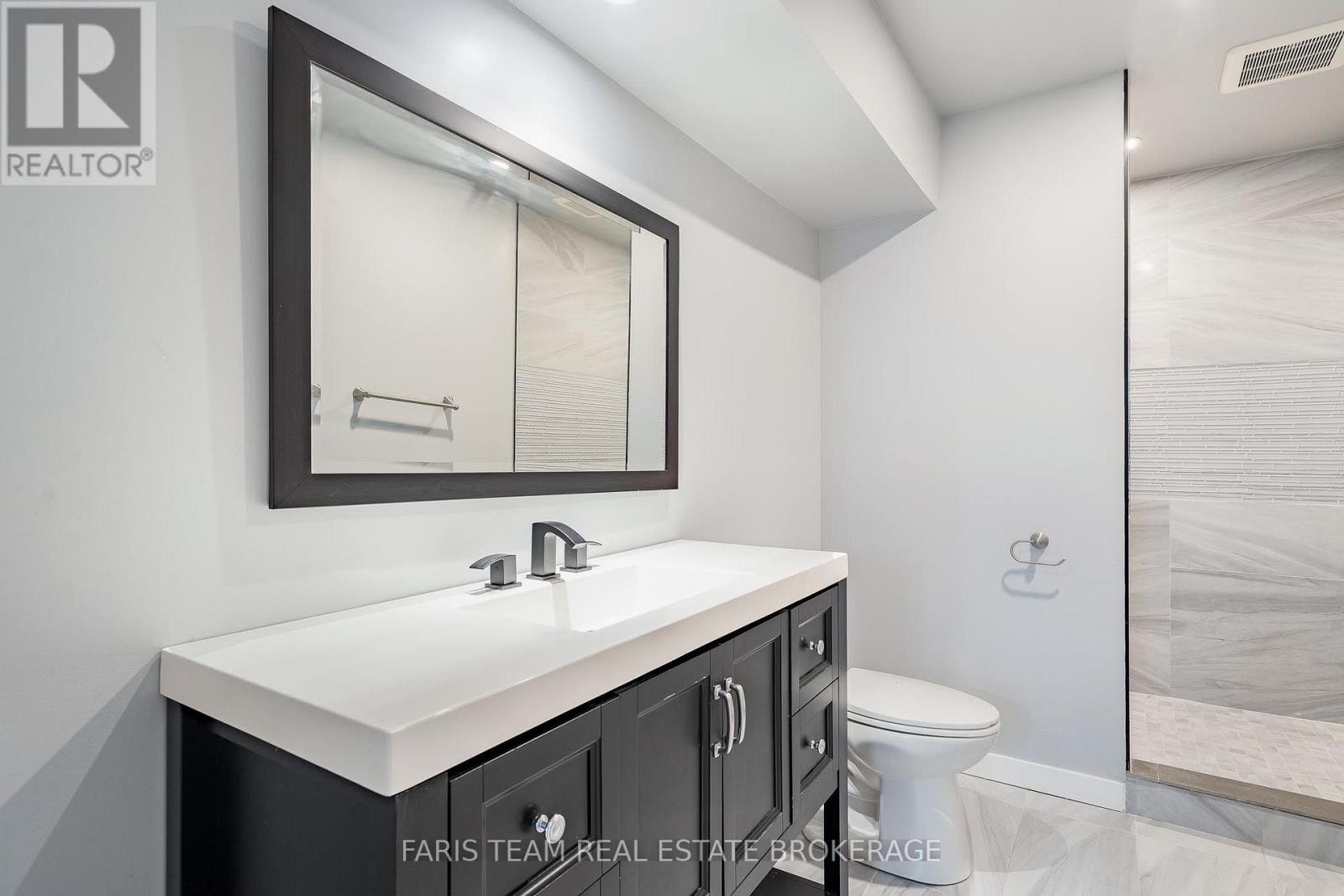 33 Sheppard Drive, Tay, Ontario  L0K 2A0 - Photo 37 - S13549492