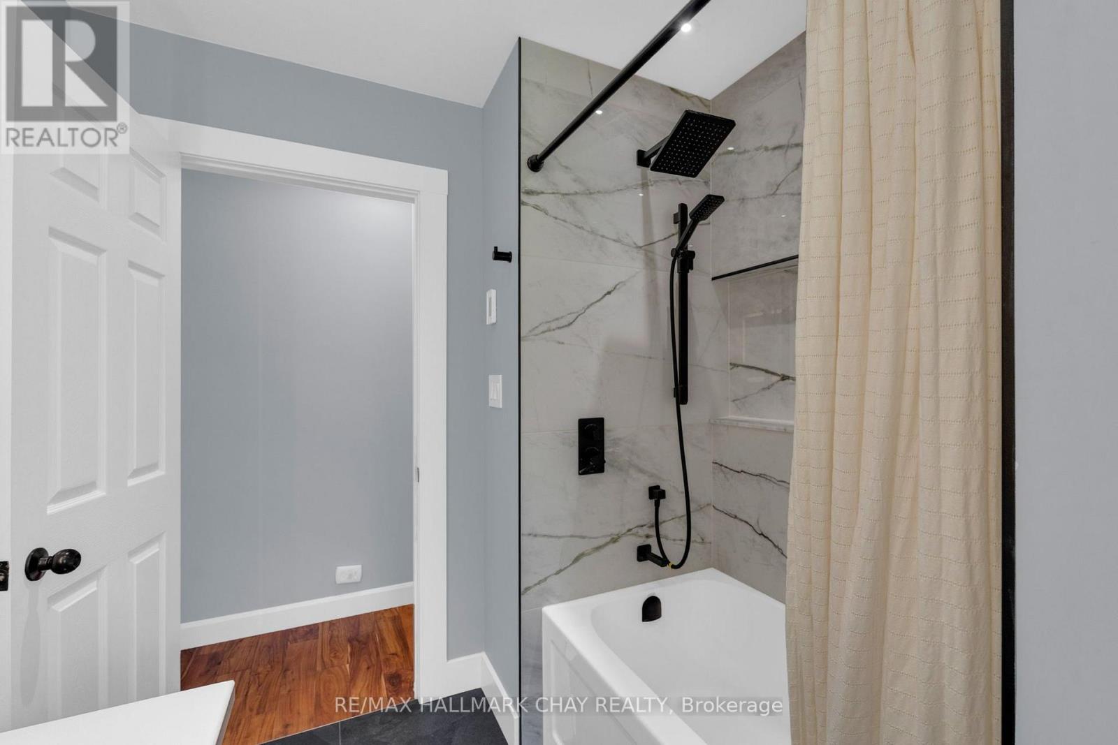 12 Francis Road, Orillia, Ontario  L3V 2L7 - Photo 23 - S13549548