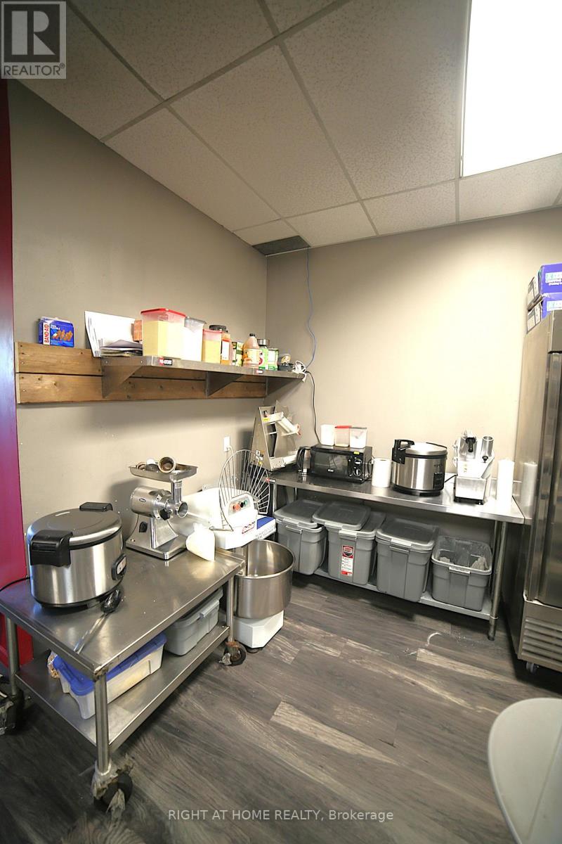 3 - 3955 Erin Centre Boulevard, Mississauga, Ontario  L5M 0H1 - Photo 10 - W13549486