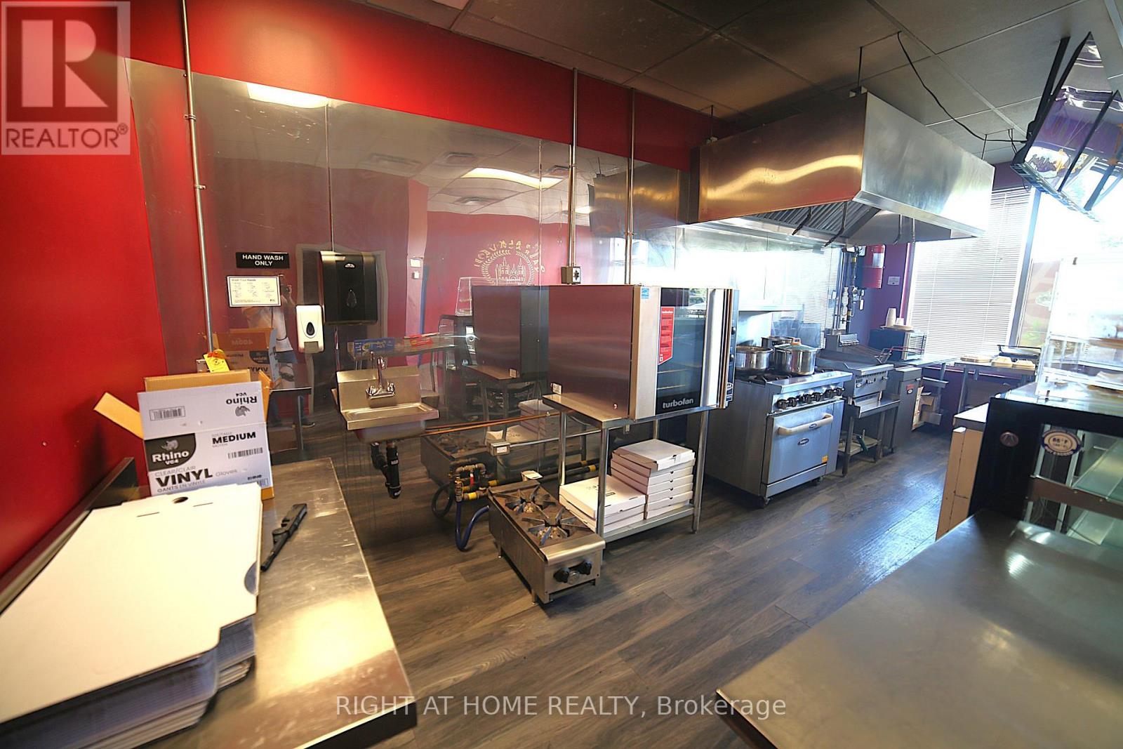 3 - 3955 Erin Centre Boulevard, Mississauga, Ontario  L5M 0H1 - Photo 5 - W13549486