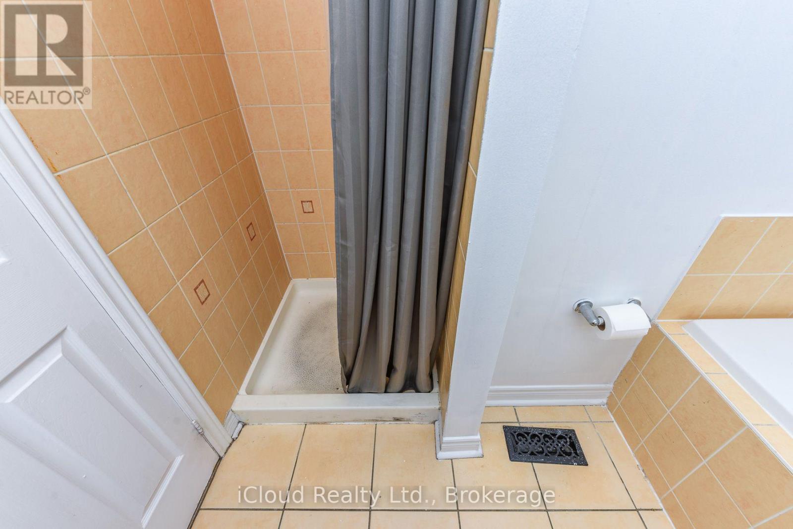 48 Ashdale Road, Brampton, Ontario  L6Y 5M9 - Photo 21 - W13549546