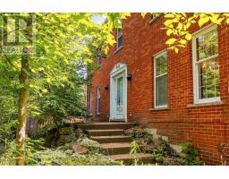 2150 EAST STREET, Burlington, Ontario