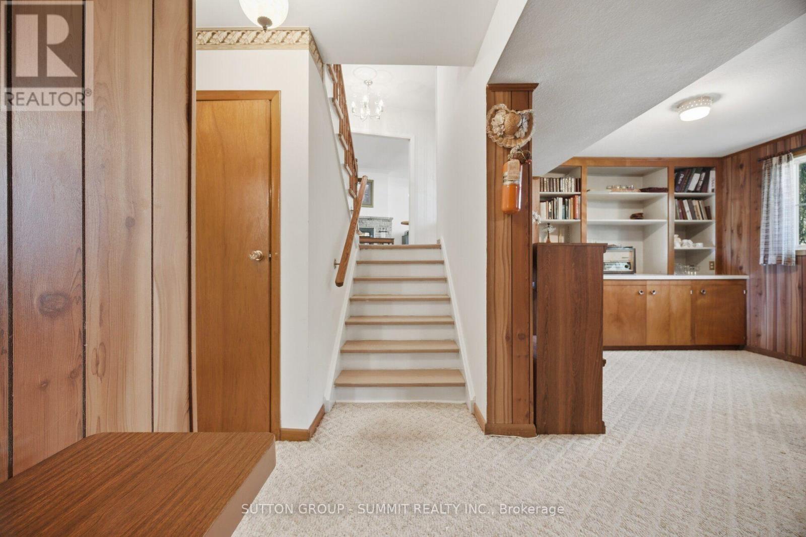3359 Enniskillen Circle, Mississauga, Ontario  L5C 2M9 - Photo 31 - W13549648