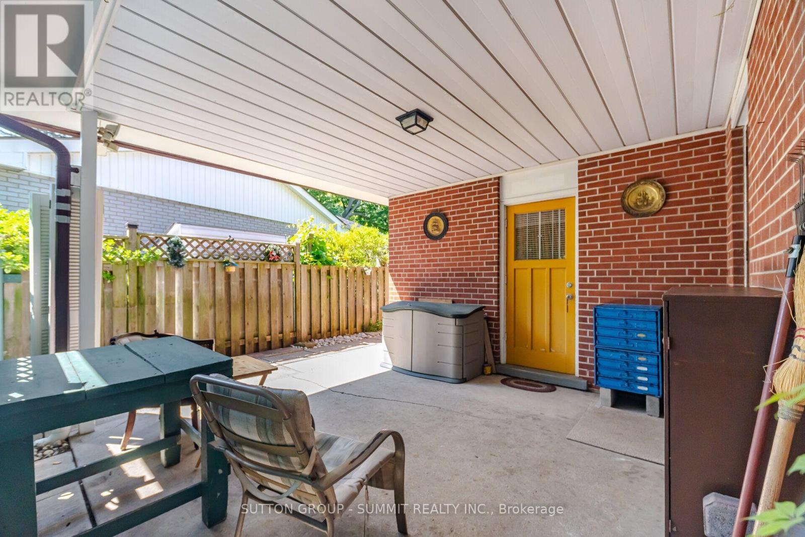 3359 Enniskillen Circle, Mississauga, Ontario  L5C 2M9 - Photo 39 - W13549648