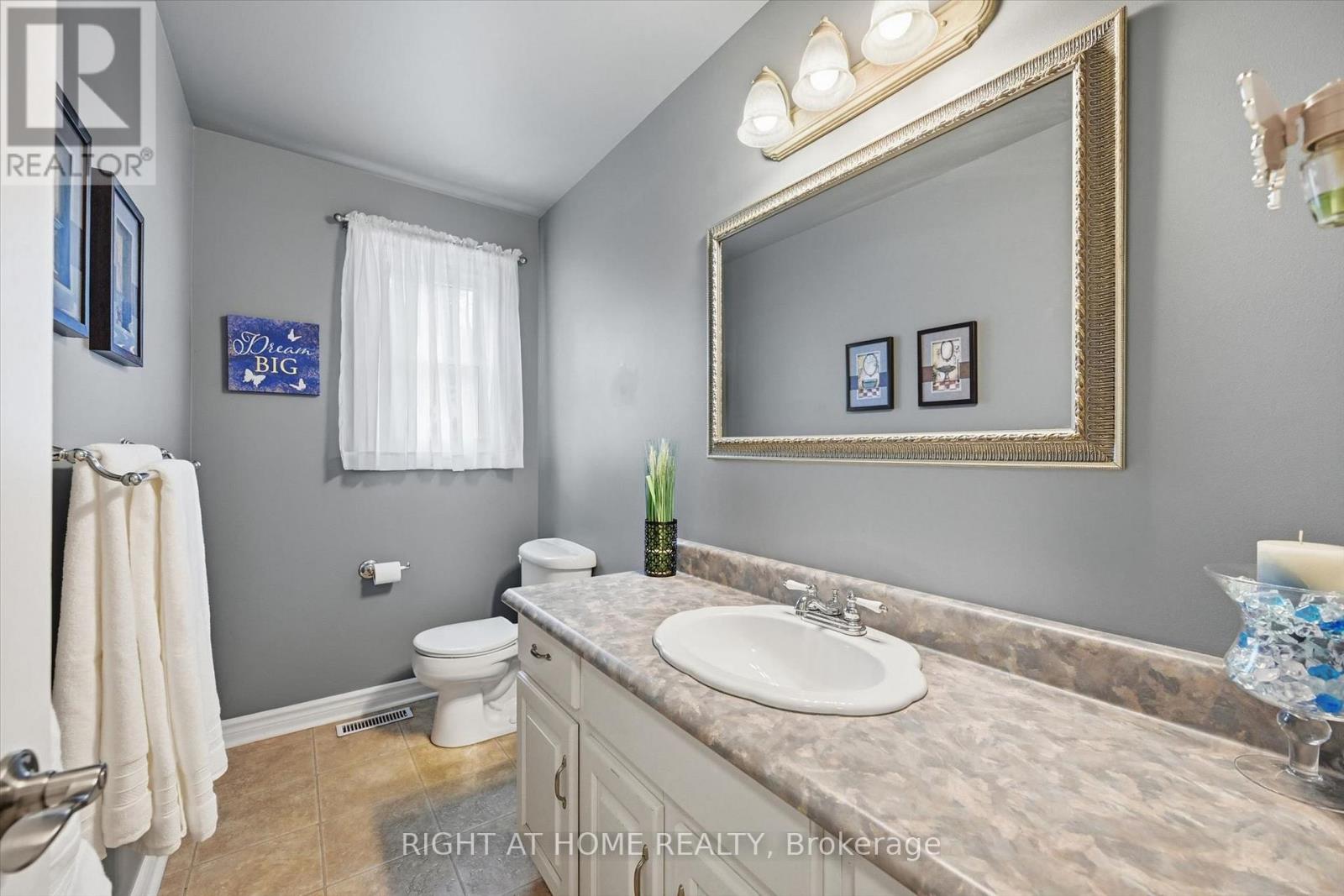 1 Idared Road, Hamilton, Ontario  L0R 1H3 - Photo 16 - X13549540