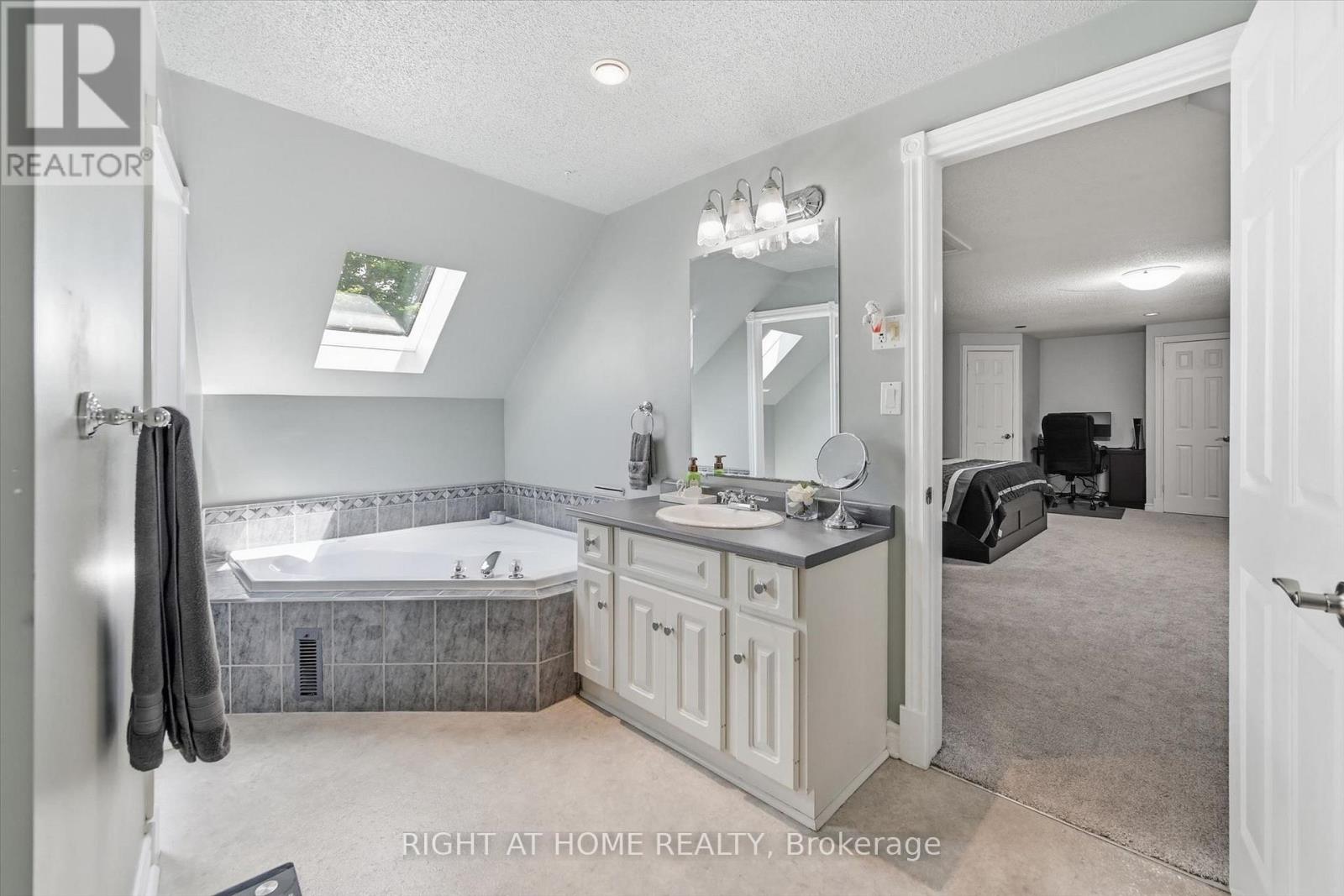 1 Idared Road, Hamilton, Ontario  L0R 1H3 - Photo 28 - X13549540