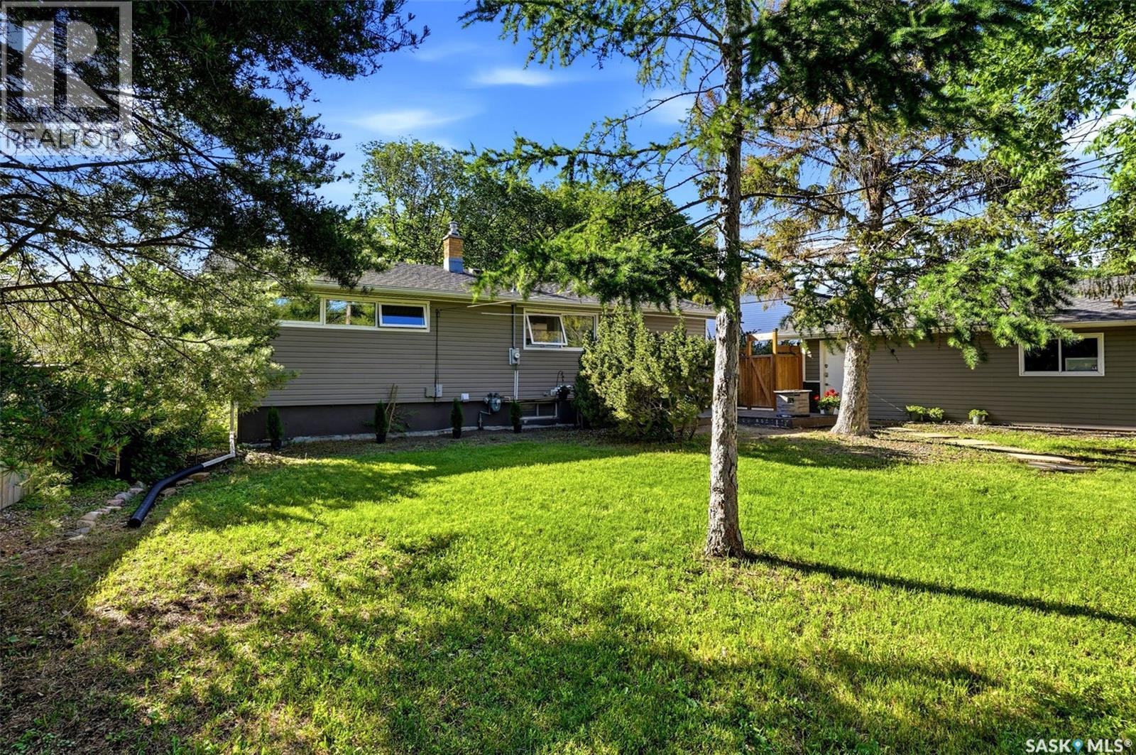 91 Cardinal Crescent, Regina, Saskatchewan  S4S 3H8 - Photo 40 - SK042210