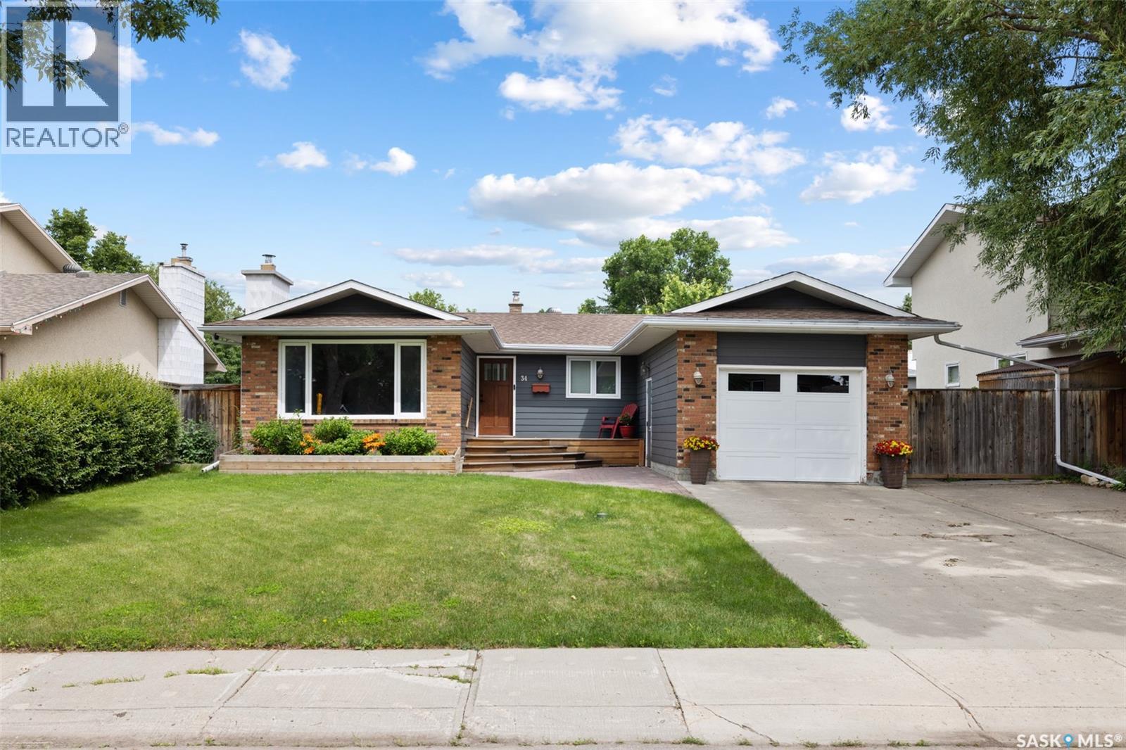34 Plainsview DRIVE, Regina, Saskatchewan