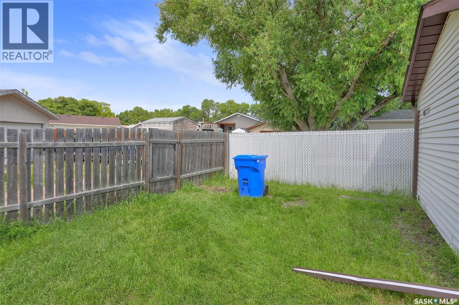618 Sweeney Street, Regina, Saskatchewan  S4T 6H4 - Photo 31 - SK042029