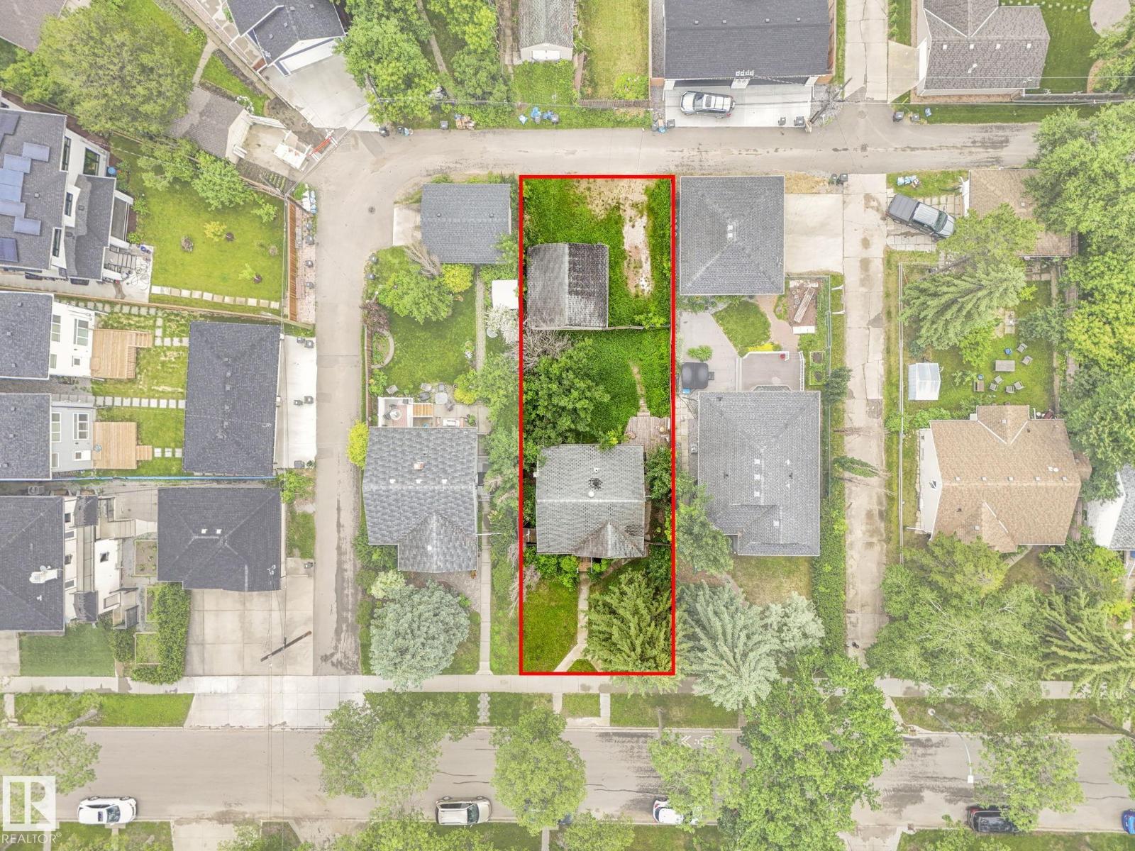 7239 112 St NW NW, Edmonton, Alberta  T6G 1J4 - Photo 1 - E4498191