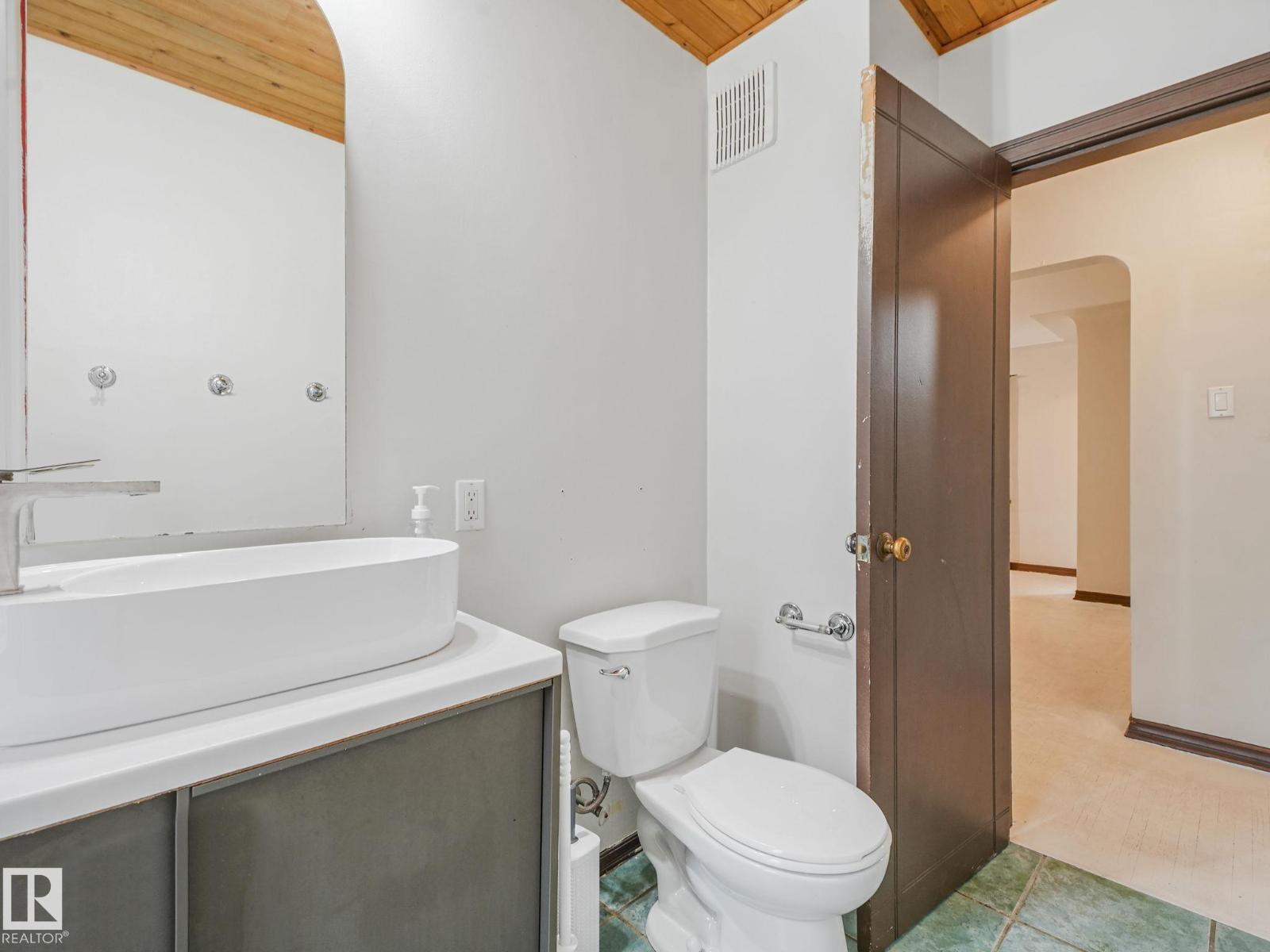 7239 112 St NW NW, Edmonton, Alberta  T6G 1J4 - Photo 46 - E4498191