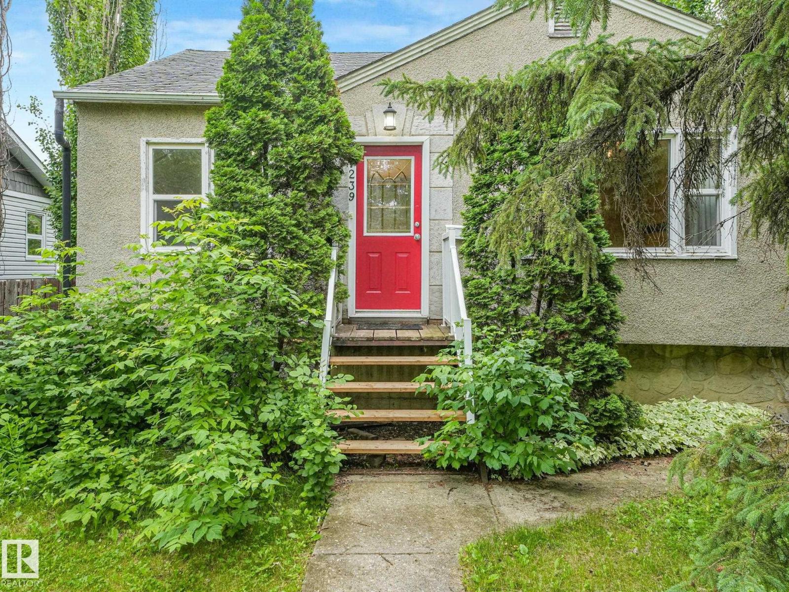 7239 112 St NW NW, Edmonton, Alberta  T6G 1J4 - Photo 7 - E4498191