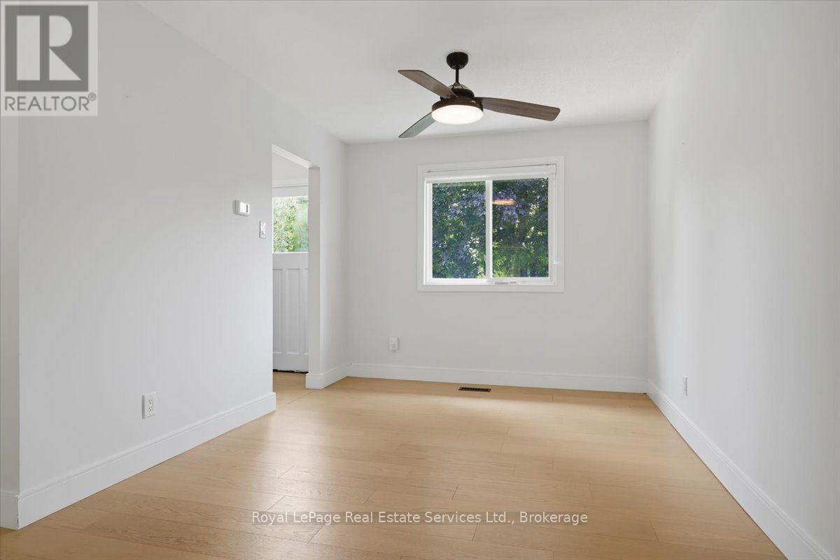 2373 Wyandotte Drive, Oakville, Ontario  L6L 2T4 - Photo 11 - W13549786