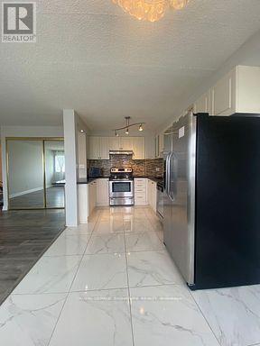 1208 - 725 Don Mills Road, Toronto, Ontario  M3C 1S6 - Photo 3 - C13549804