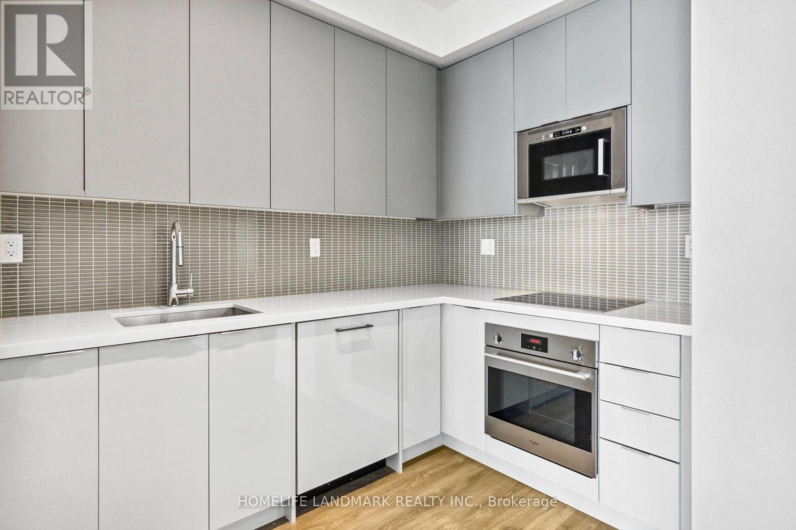 2404 - 2916 Highway 7 Road, Vaughan, Ontario L4K 0K6 - Photo 13 - N13549818