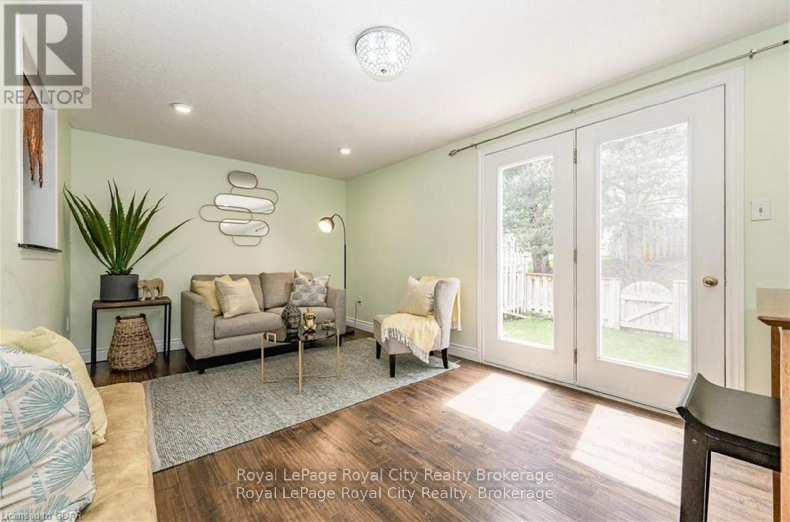 80 - 180 MARKSAM ROAD, Guelph (Willow West/Sugarbush/West Acres)