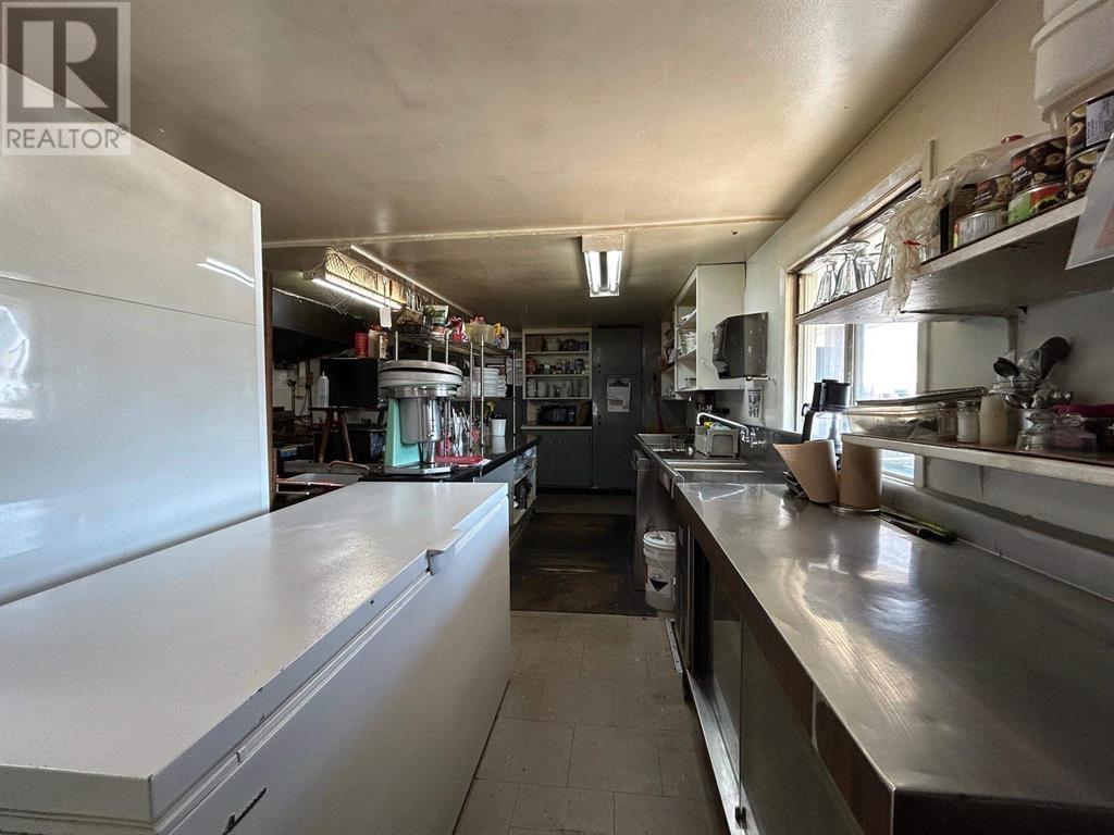 3120 Marks St, Hilton Beach, Ontario  P0R 1G0 - Photo 28 - SM261801