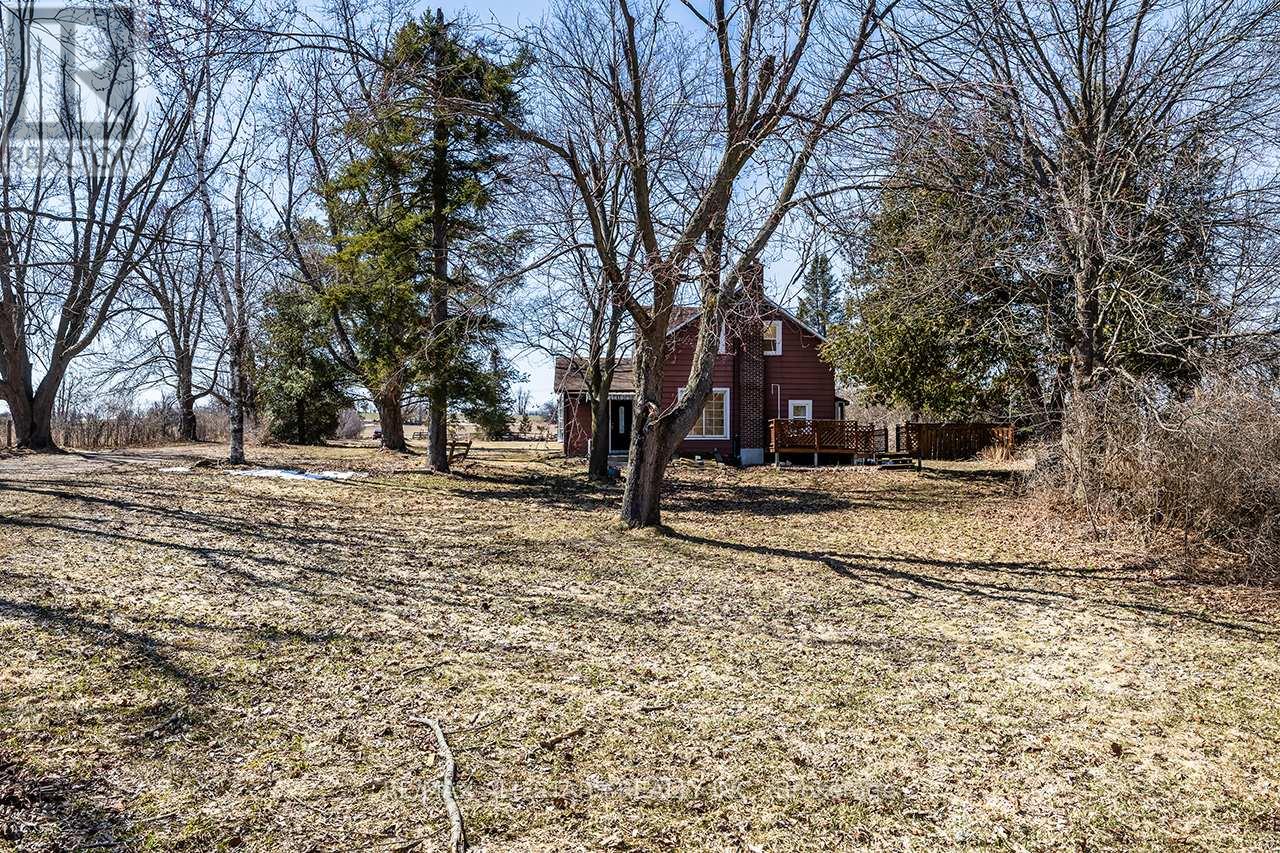 16865 Ridge Road, Brock, Ontario  L0C 1H0 - Photo 4 - N12983048