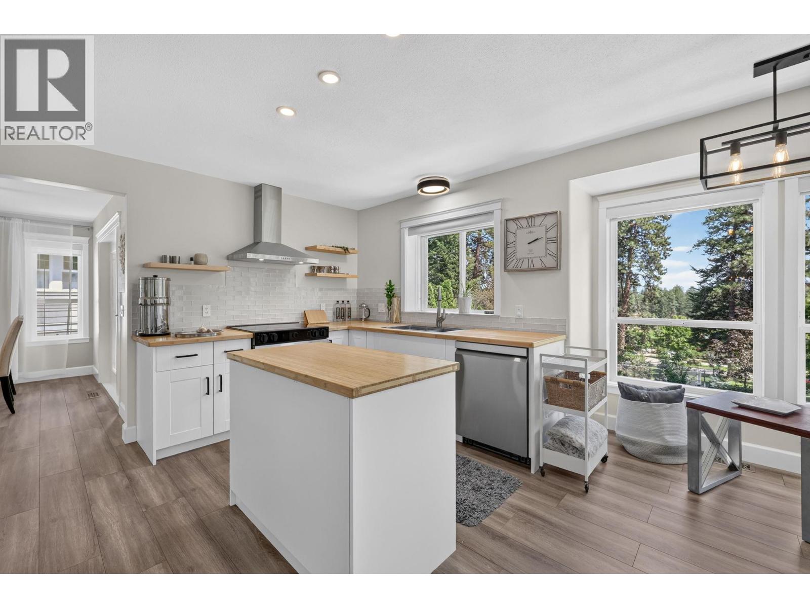 2156 Shannon Woods Way, West Kelowna, British Columbia  V4T 2R5 - Photo 6 - 10394355