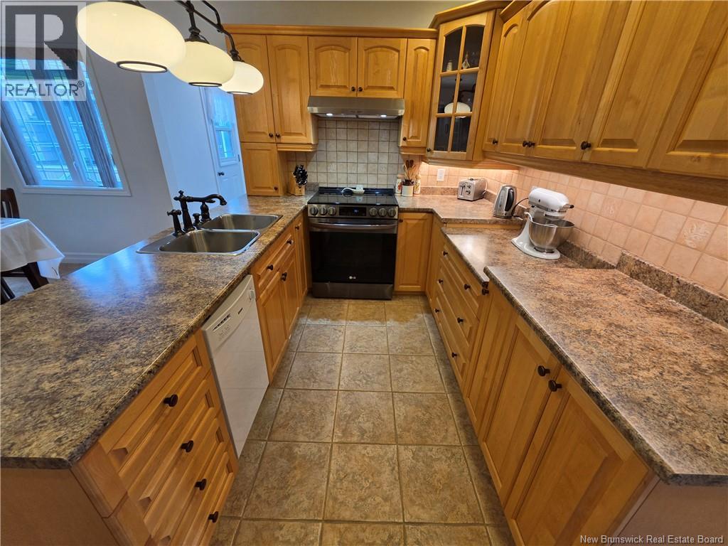 255 Lynch Lane, Bathurst, New Brunswick  E2A 5A9 - Photo 12 - NB143775