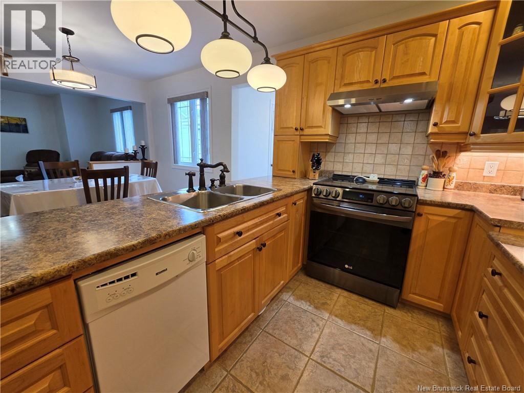 255 Lynch Lane, Bathurst, New Brunswick  E2A 5A9 - Photo 13 - NB143775