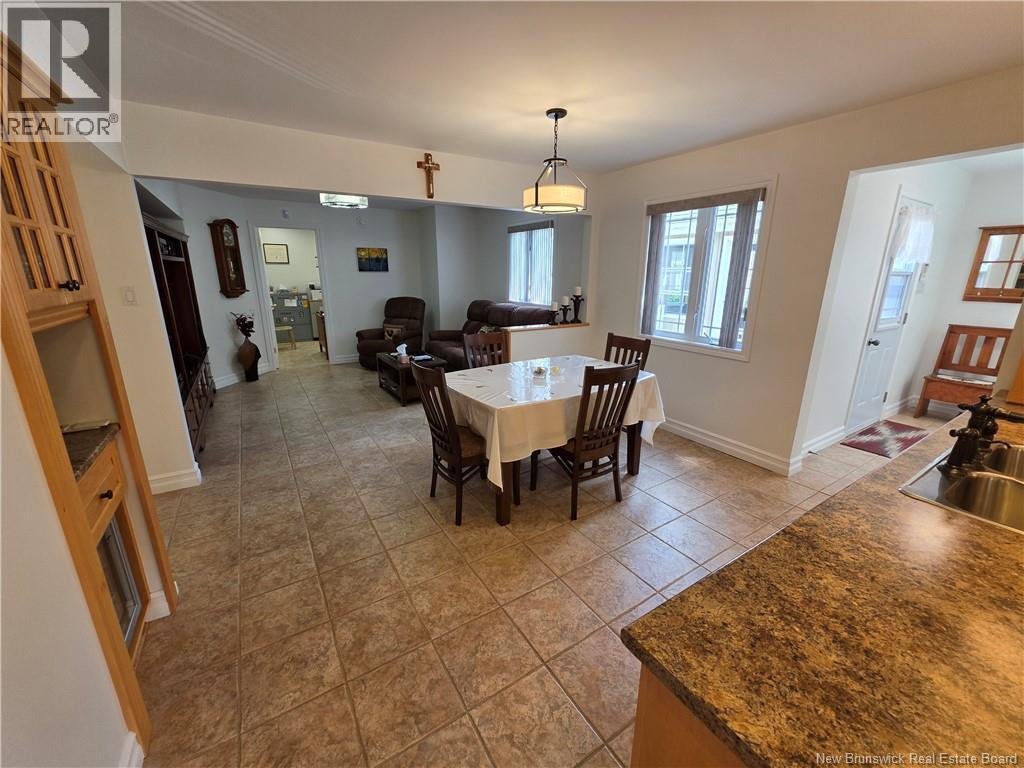255 Lynch Lane, Bathurst, New Brunswick  E2A 5A9 - Photo 15 - NB143775