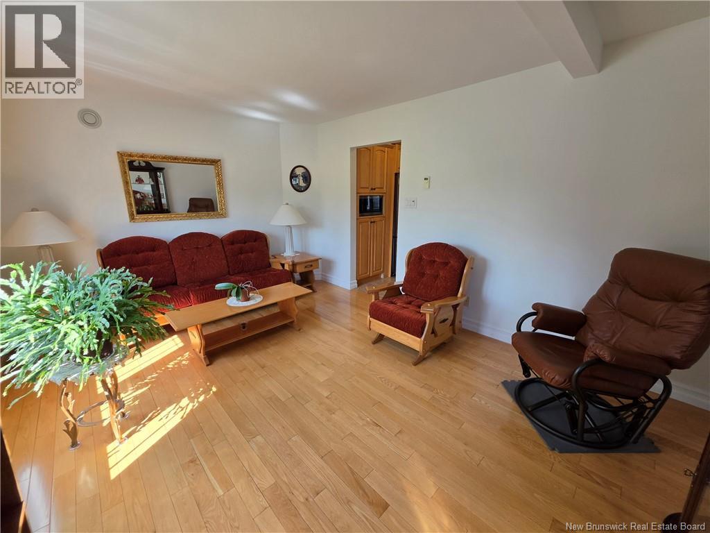 255 Lynch Lane, Bathurst, New Brunswick  E2A 5A9 - Photo 22 - NB143775