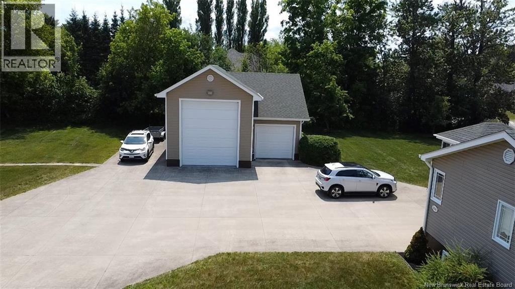 255 Lynch Lane, Bathurst, New Brunswick  E2A 5A9 - Photo 48 - NB143775